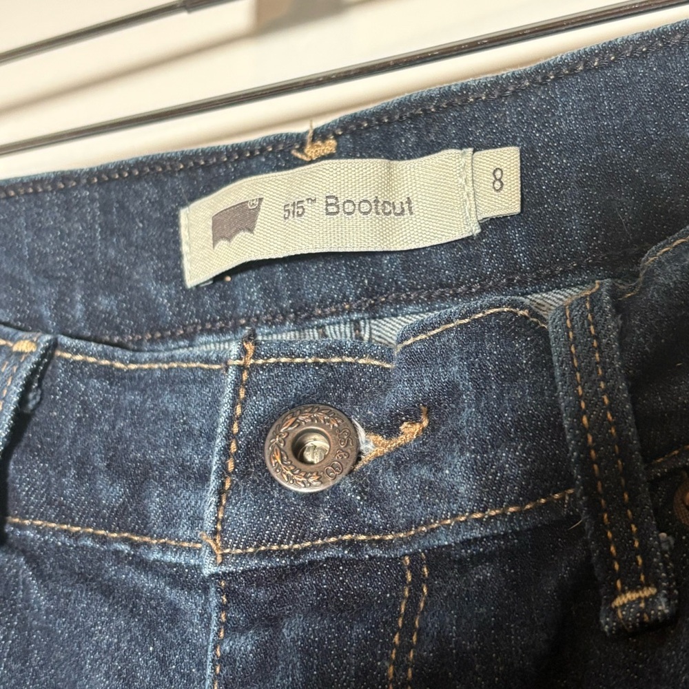 Levi's Bootcut Jeans - Picture 3 of 4